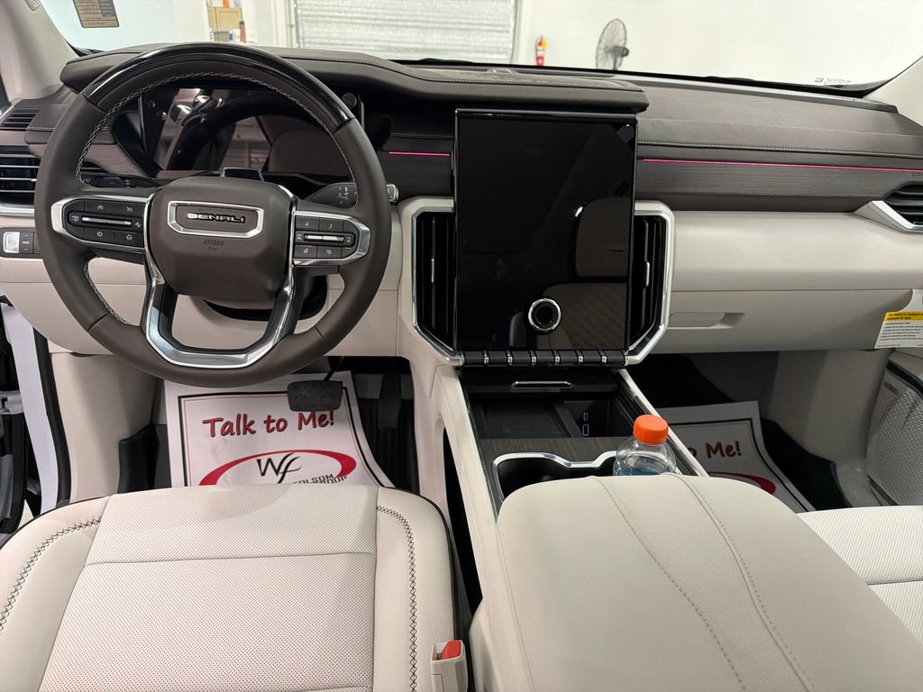 New 2026 GMC Acadia Denali w/ Super Cruise Package FWD image 14
