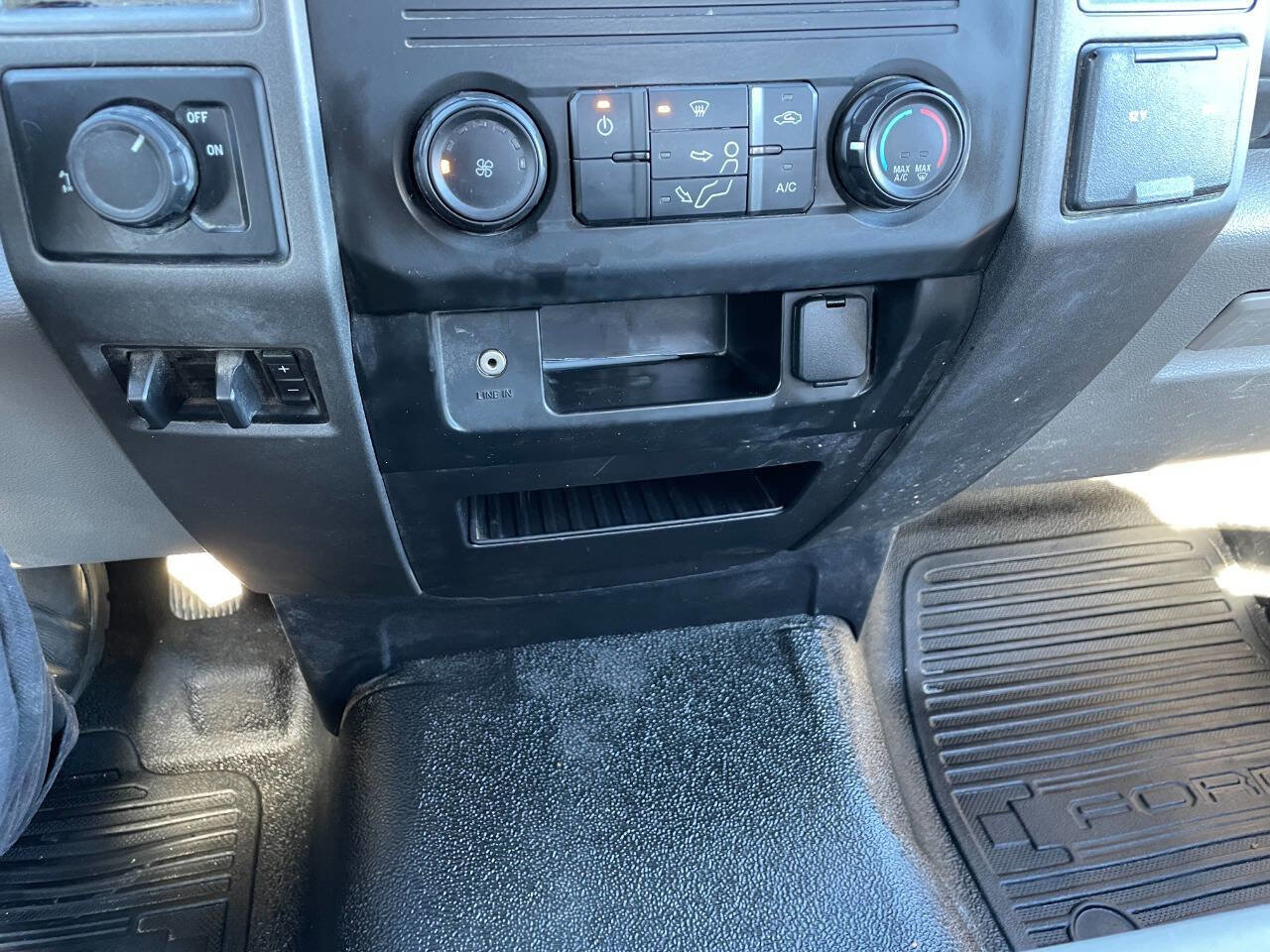 Used 2017 Ford F250 XL image 32