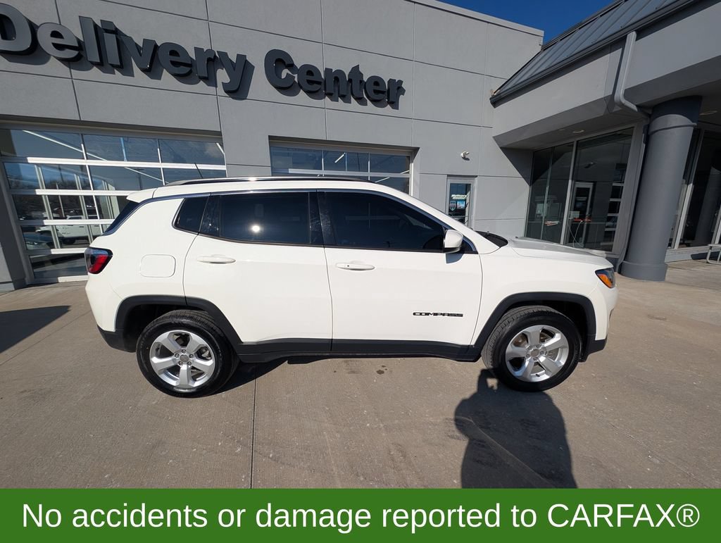 Used 2019 Jeep Compass Latitude AWD/4WD image 4