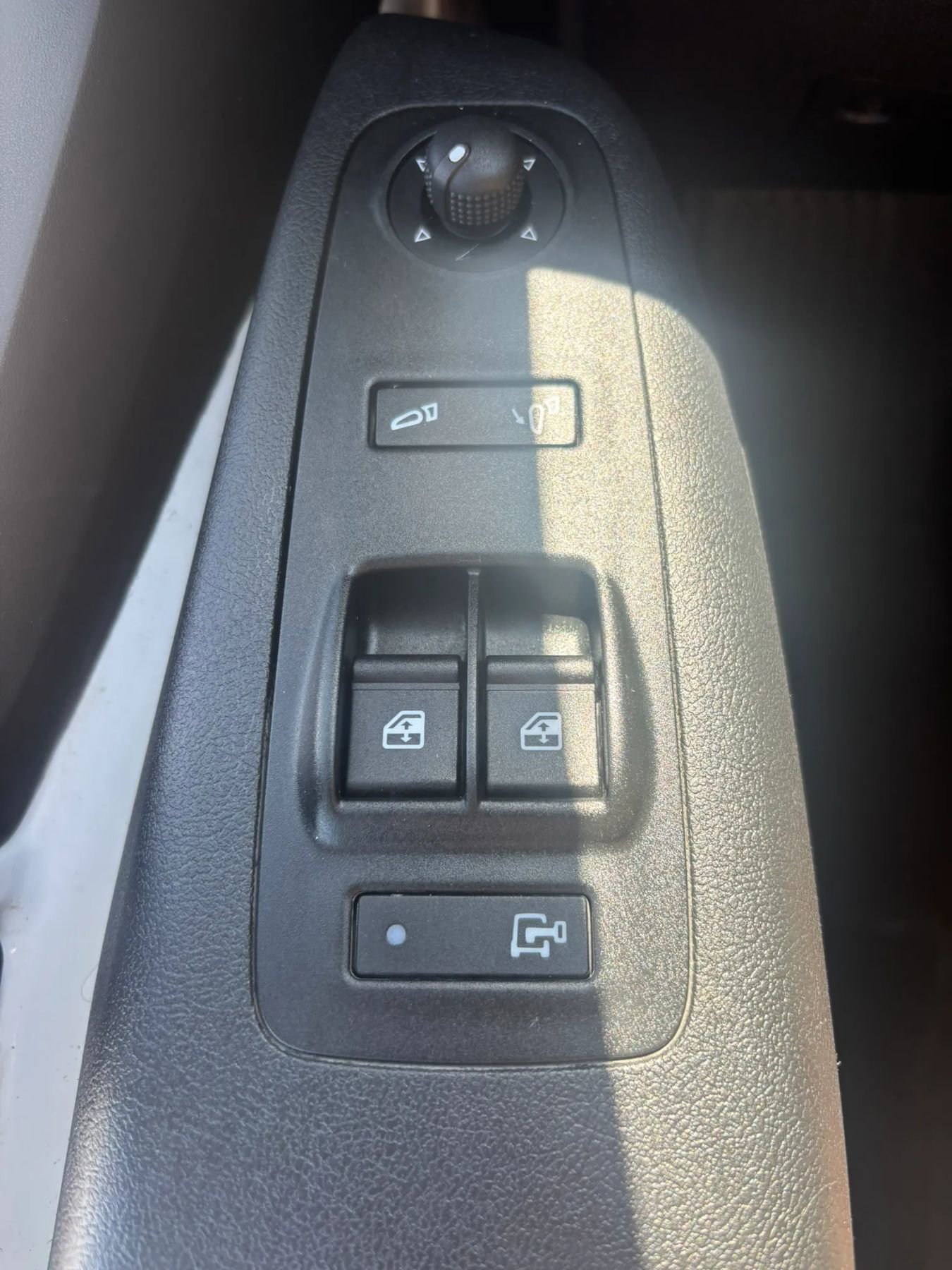 Used 2026 RAM ProMaster 2500 w/ Convenience Group FWD image 14