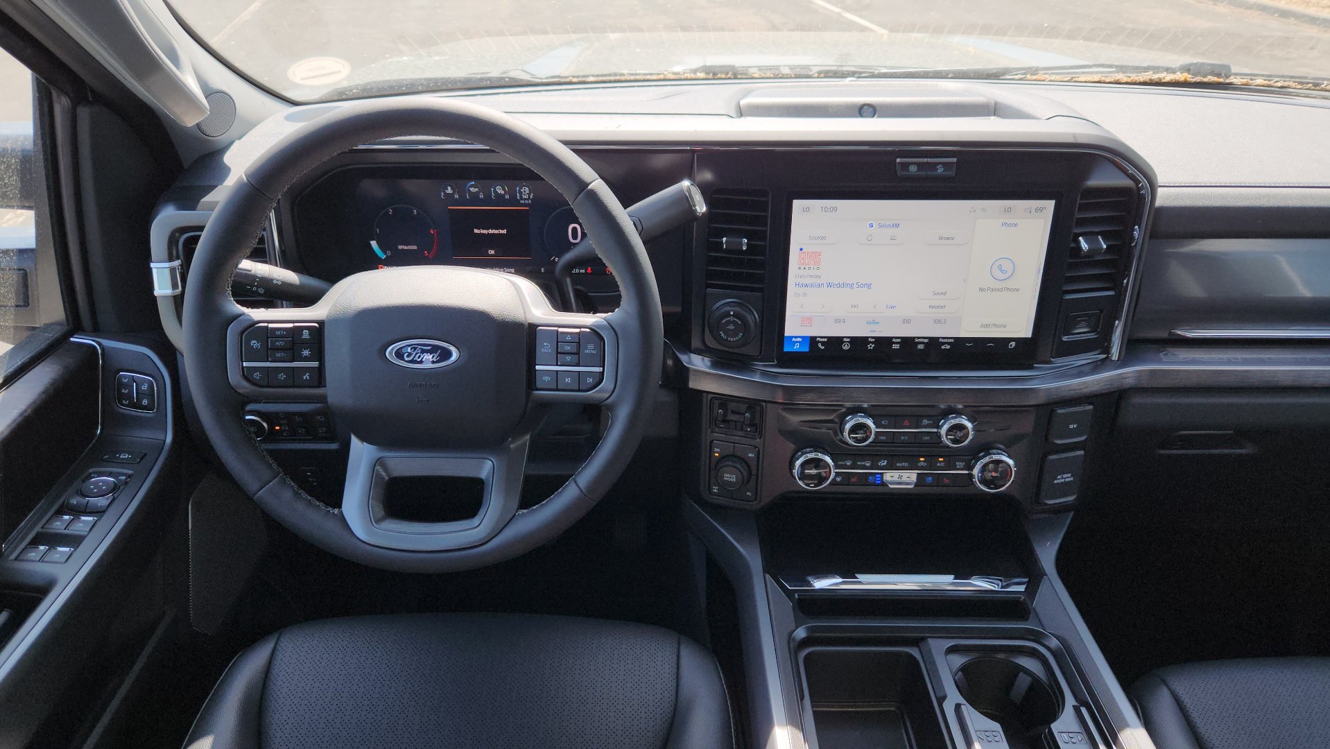 New 2026 Ford F350 Lariat w/ Black Appearance Package AWD/4WD image 25