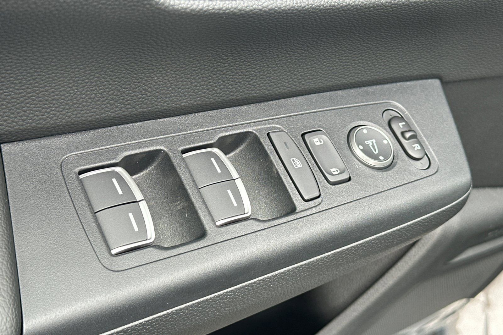 New 2026 Honda CR-V EX-L image 11