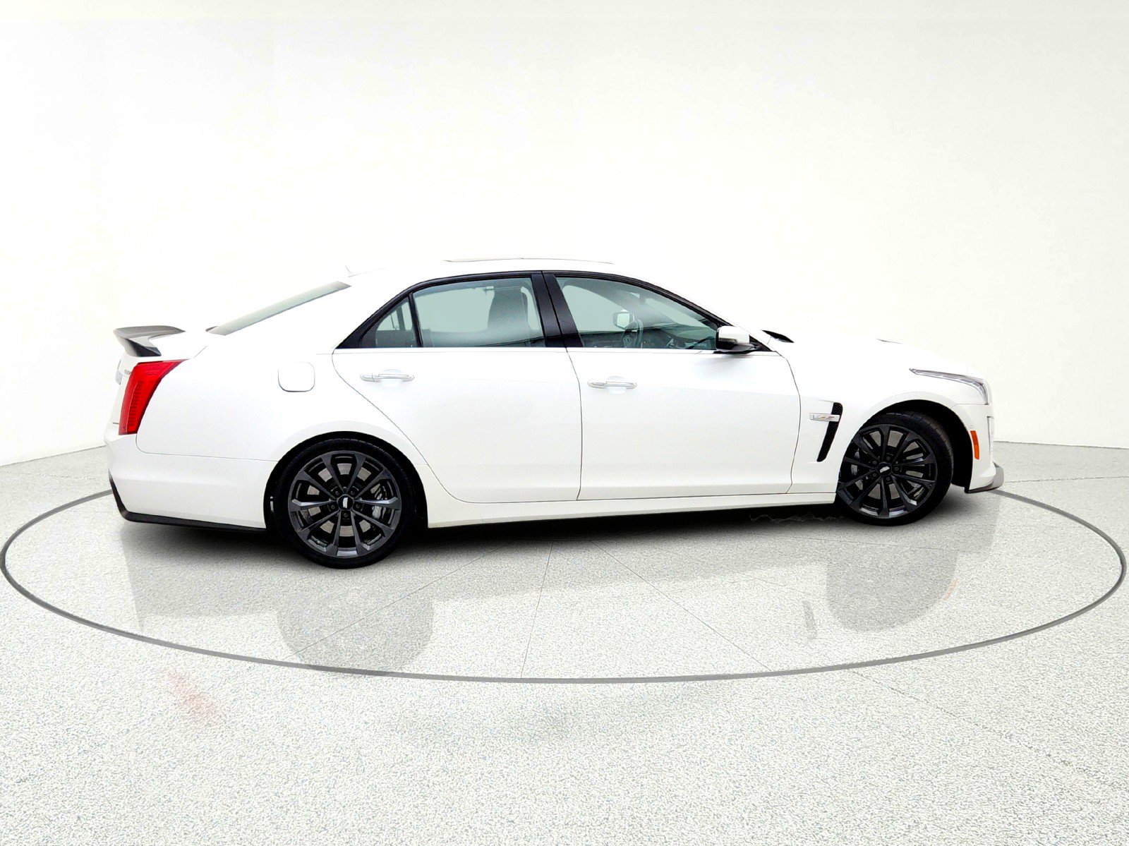 Used 2019 Cadillac CTS V w/ Luxury Package image 9