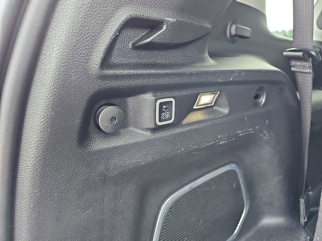 Used 2021 Jeep Grand Cherokee L Limited image 18