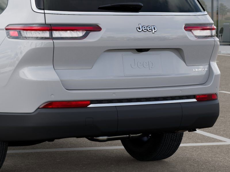 New 2025 Jeep Grand Cherokee L Limited image 13