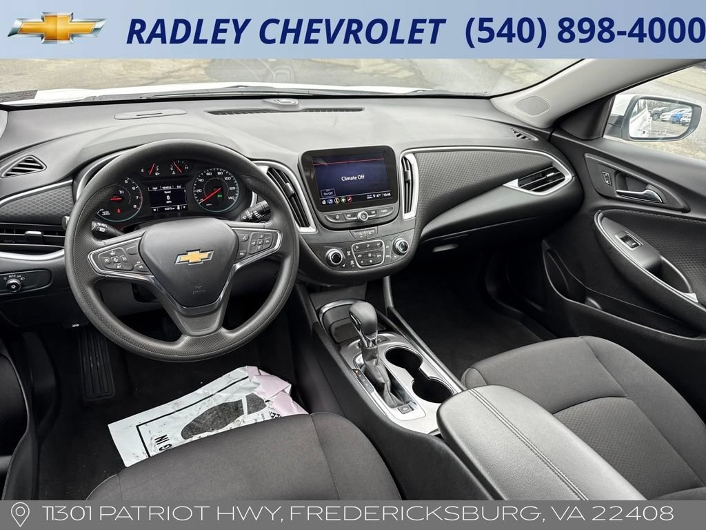 Used 2024 Chevrolet Malibu LT FWD image 14