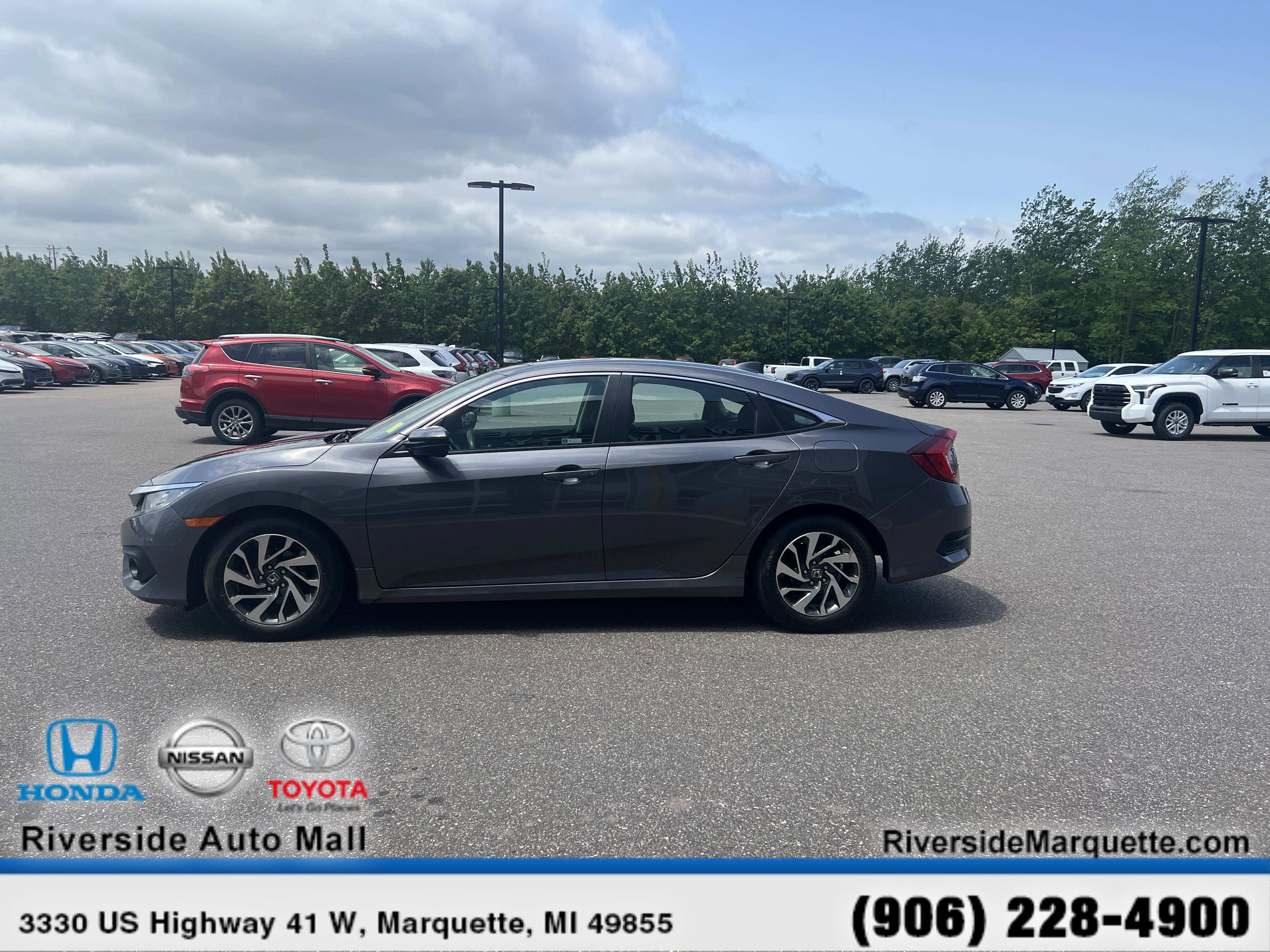 Used 2018 Honda Civic EX image 4