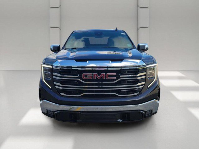 Used 2022 GMC Sierra 1500 SLT w/ SLT Premium Package AWD/4WD image 2