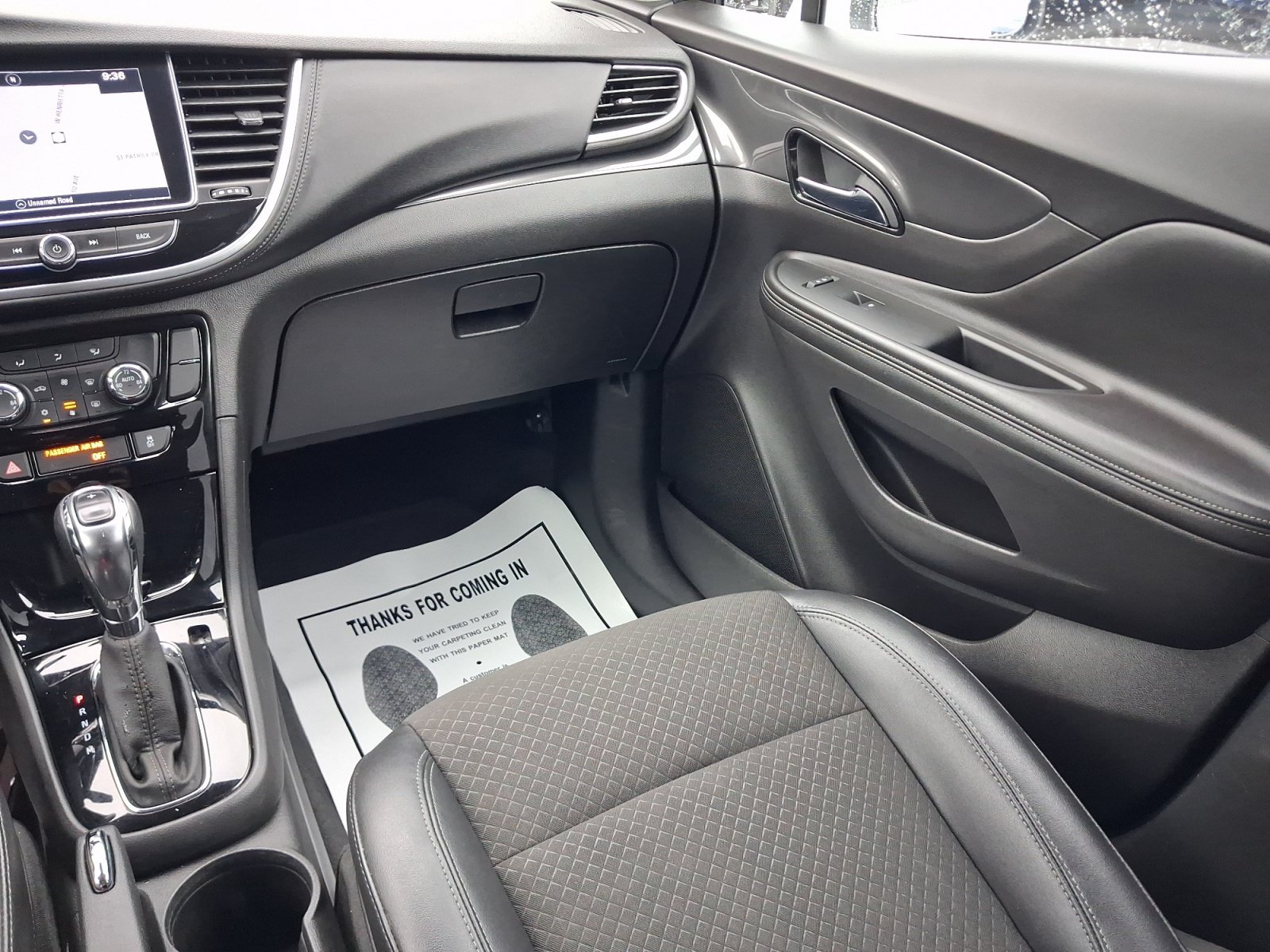 Used 2019 Buick Encore Sport Touring AWD/4WD image 11