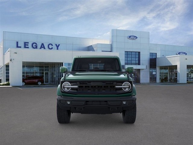 New 2025 Ford Bronco Outer Banks image 6