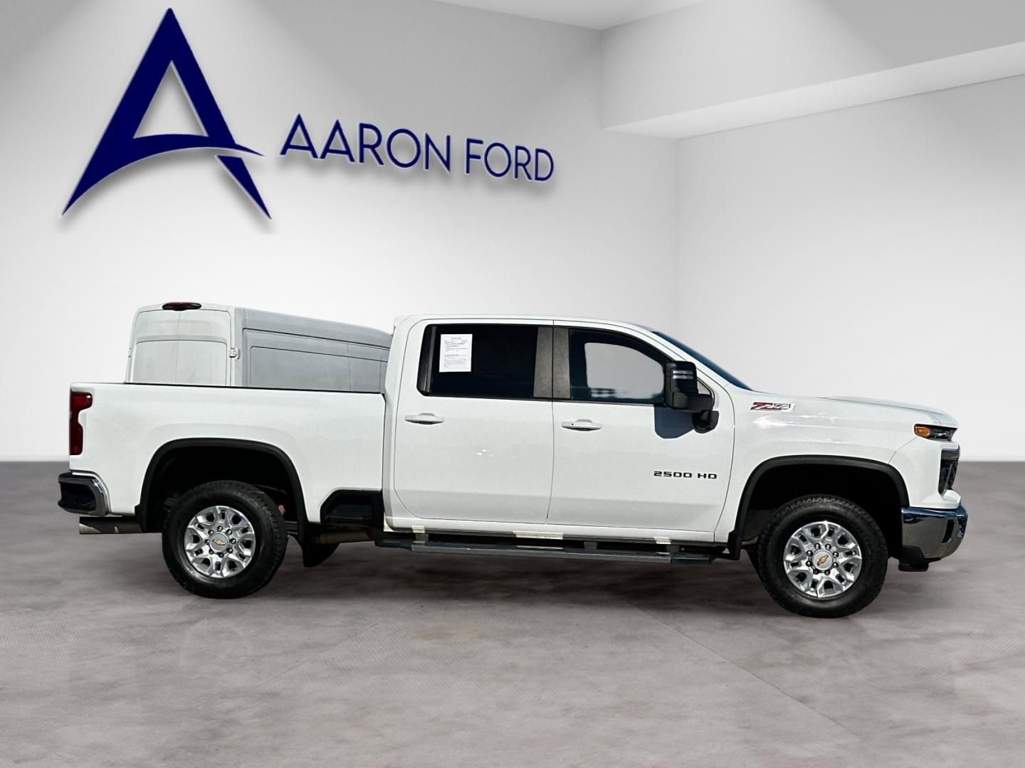 Used 2025 Chevrolet Silverado 2500 LT image 7