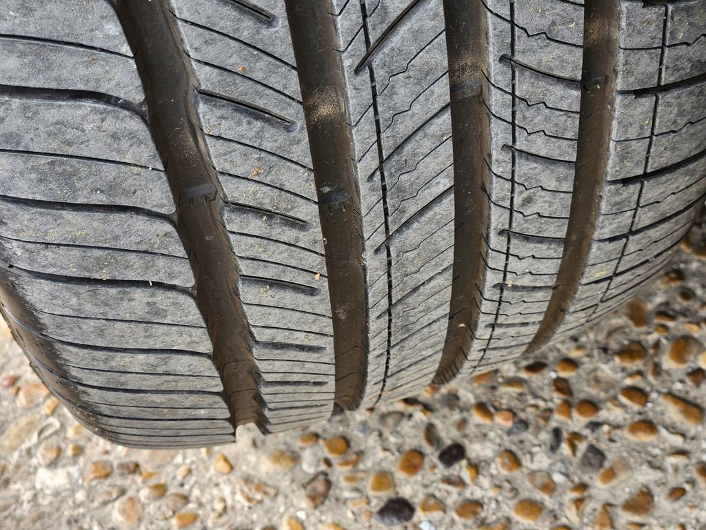 Used 2023 Genesis Electrified GV70 Advanced image 11