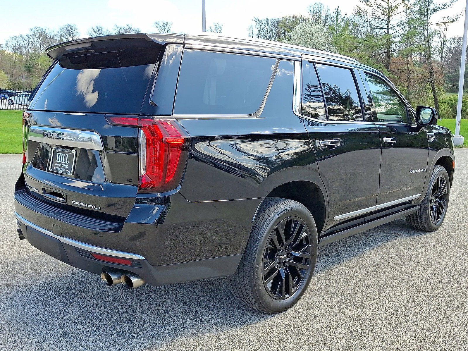 Certified 2021 GMC Yukon Denali w/ Denali Premium Package AWD/4WD image 25