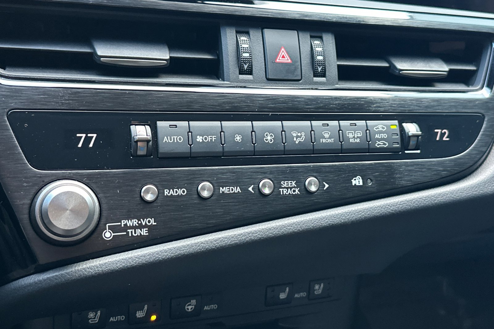 Used 2022 Lexus ES 300h ES 300h image 19