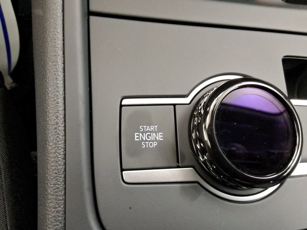 Certified 2025 Volkswagen Tiguan S FWD image 25