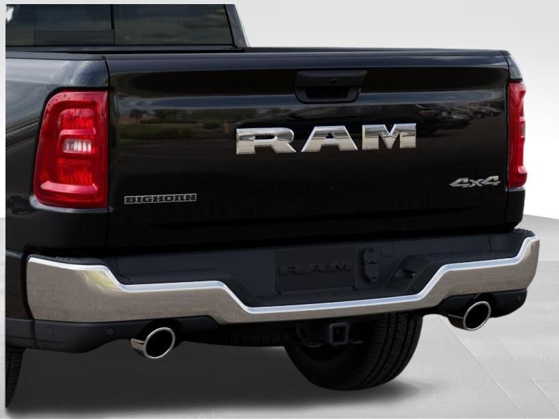 New 2026 RAM 1500 4x4 Crew Cab image 13
