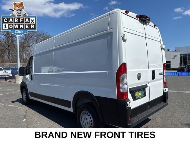 Used 2025 RAM ProMaster 2500 w/ Convenience Group image 15