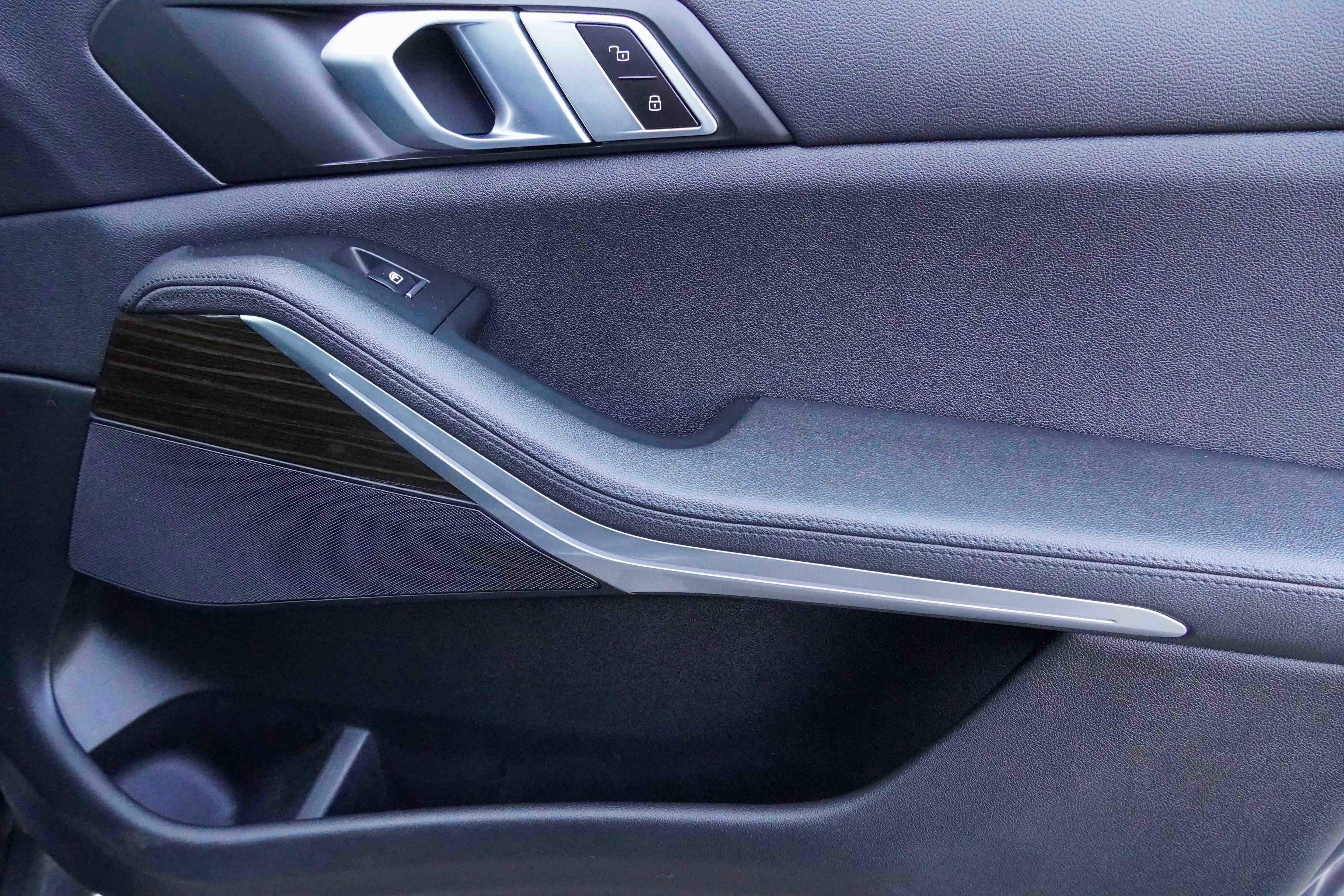 Used 2020 BMW X5 xDrive40i w/ Convenience Package image 31