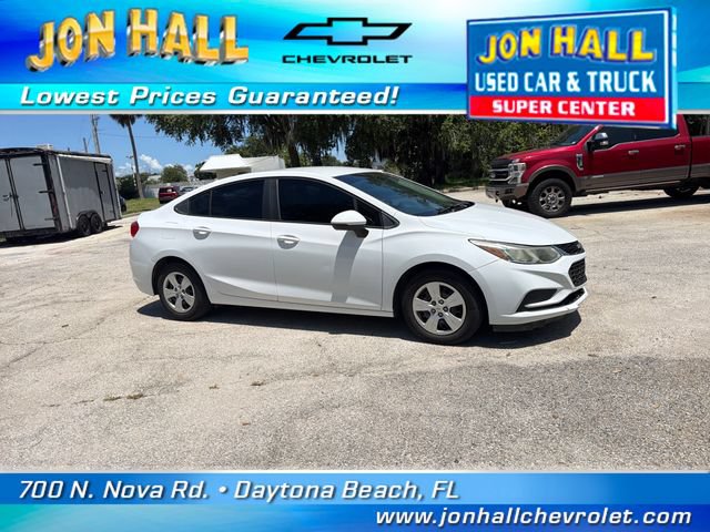 Used 2017 Chevrolet Cruze LS FWD image 14