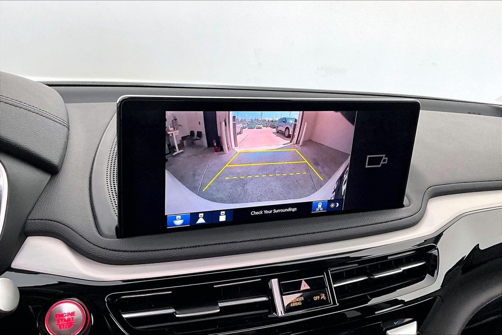 Certified 2025 Acura MDX FWD image 28