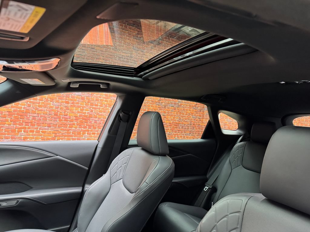 Used 2025 Lexus RX 350 Premium w/ Accessory Package (K3) AWD/4WD image 3