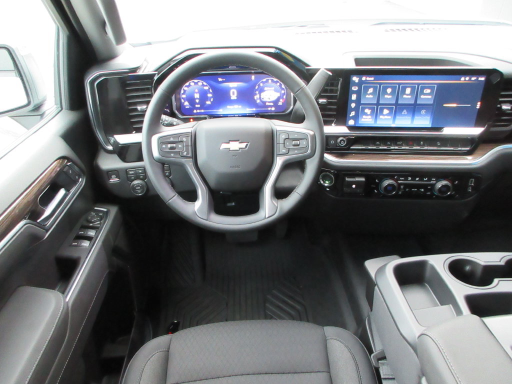 New 2026 Chevrolet Silverado 1500 LT w/ Z71 Off-Road Package AWD/4WD image 16