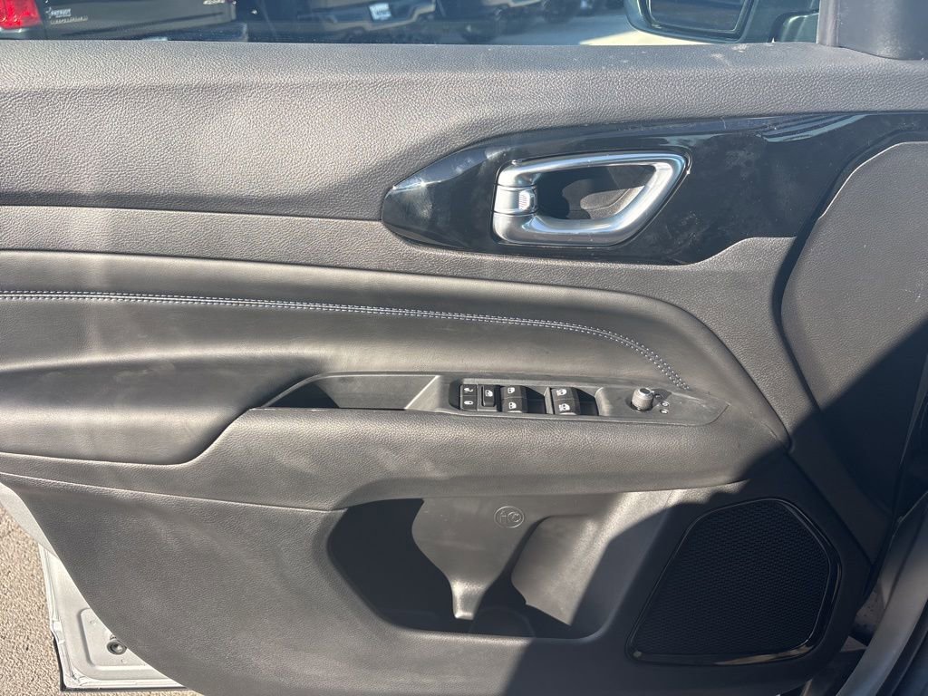 New 2026 Jeep Compass Latitude image 20