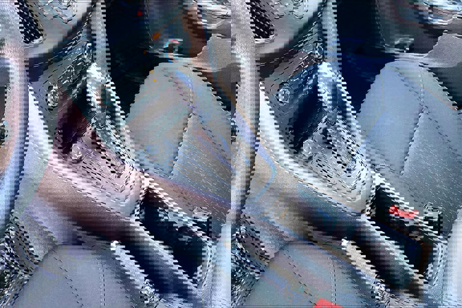 Used 2015 Ford Focus SE image 17