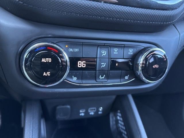Used 2023 Chevrolet TrailBlazer LT w/ Convenience Package image 10