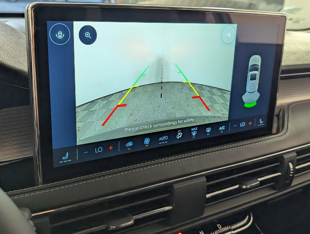 New 2025 Lincoln Corsair FWD image 12