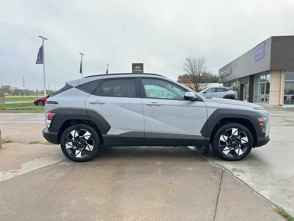 New 2025 Hyundai Kona SEL FWD image 7