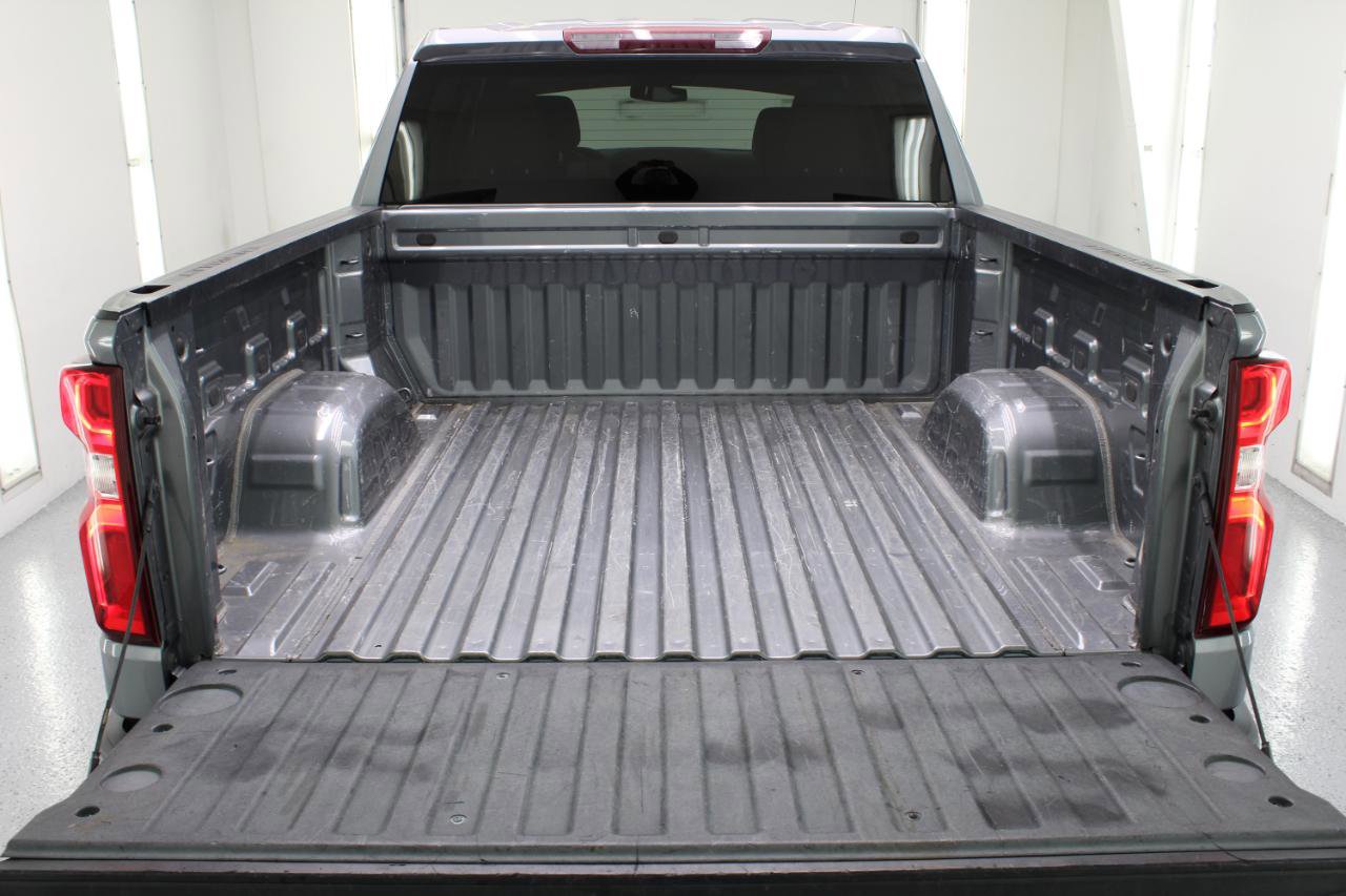 Used 2020 Chevrolet Silverado 1500 Custom w/ Custom Value Package RWD image 25
