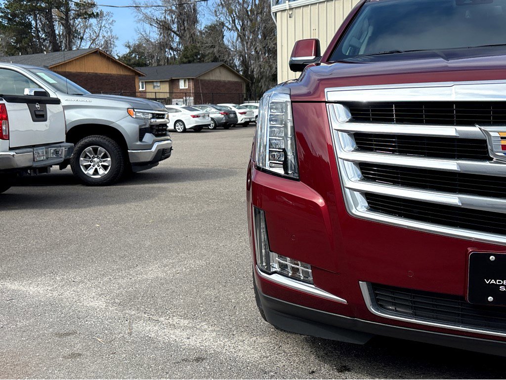 Used 2020 Cadillac Escalade Luxury image 27