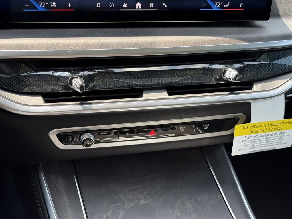 Used 2026 BMW X5 xDrive50e w/ Climate Comfort Package image 14