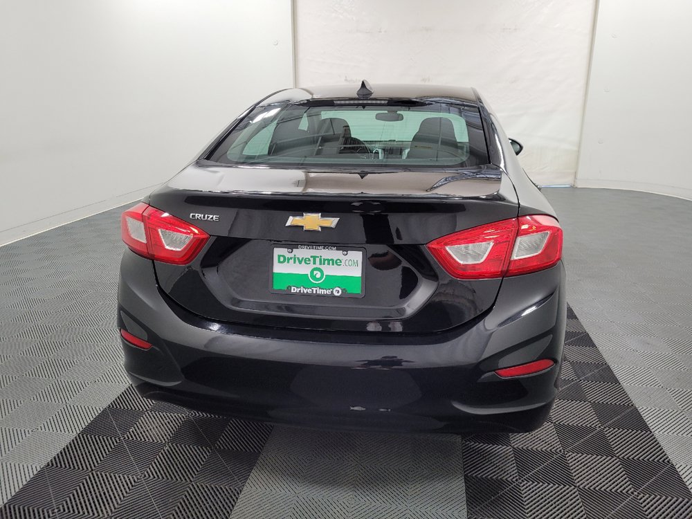 Used 2017 Chevrolet Cruze LS FWD image 7