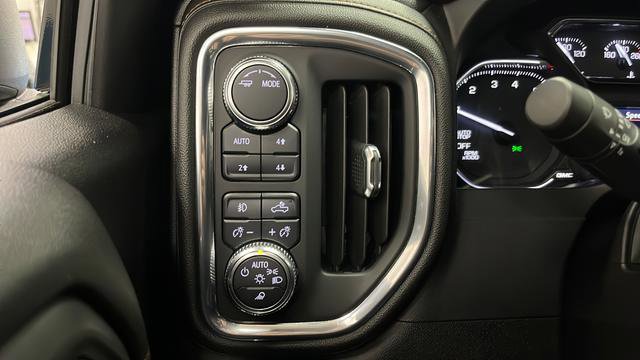 Used 2021 GMC Sierra 1500 AT4 image 27