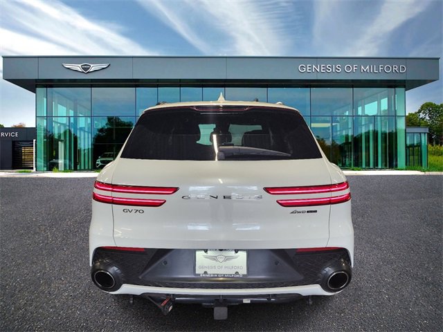 Used 2023 Genesis GV70 3.5T Sport w/ Sport Prestige Package image 7