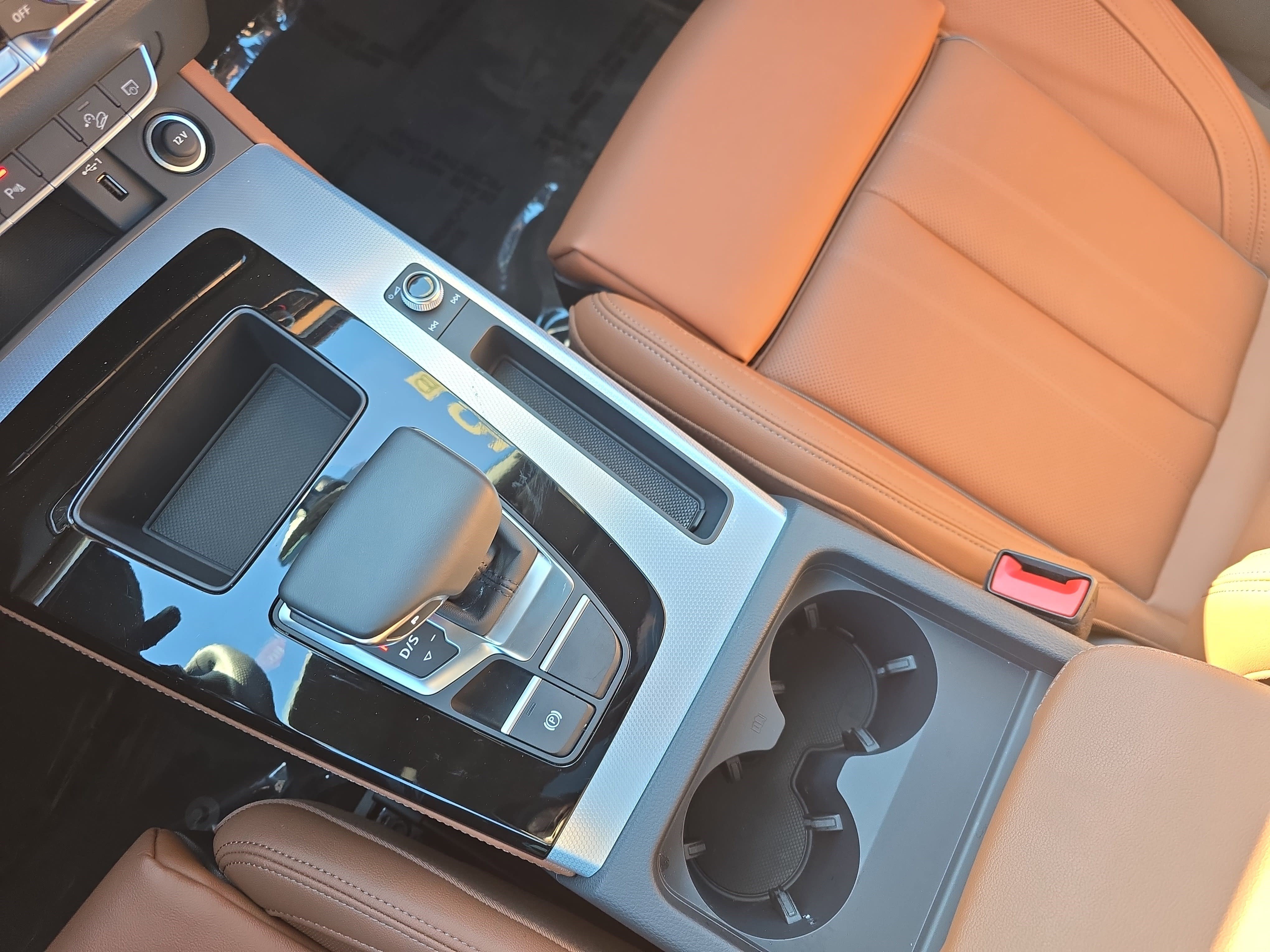 Certified 2025 Audi Q5 2.0T Premium Plus w/ Premium Plus Package image 23