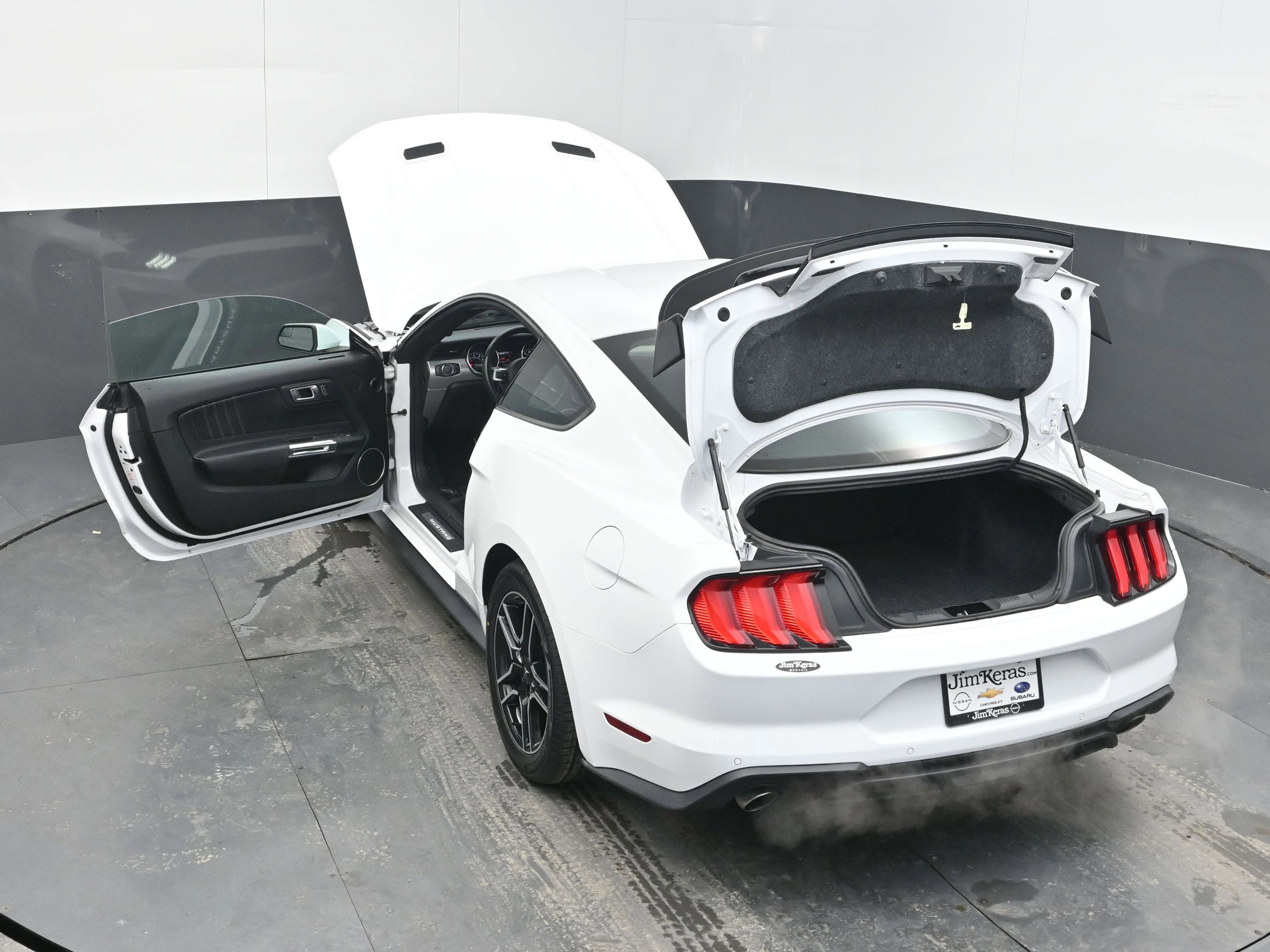 Used 2020 Ford Mustang Premium image 40