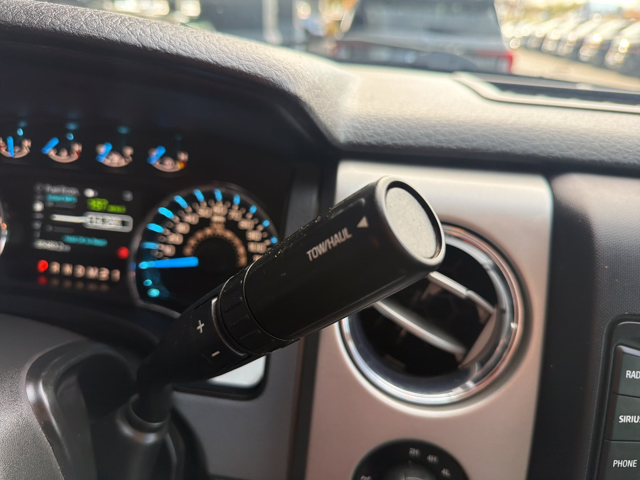 Used 2014 Ford F150 XLT w/ Equipment Group 302A Luxury AWD/4WD image 28