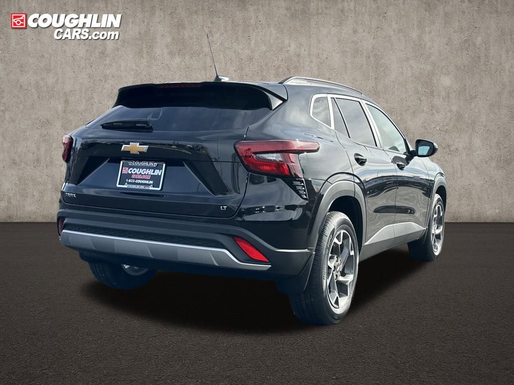 New 2026 Chevrolet Trax LT w/ Driver Confidence Package FWD image 8