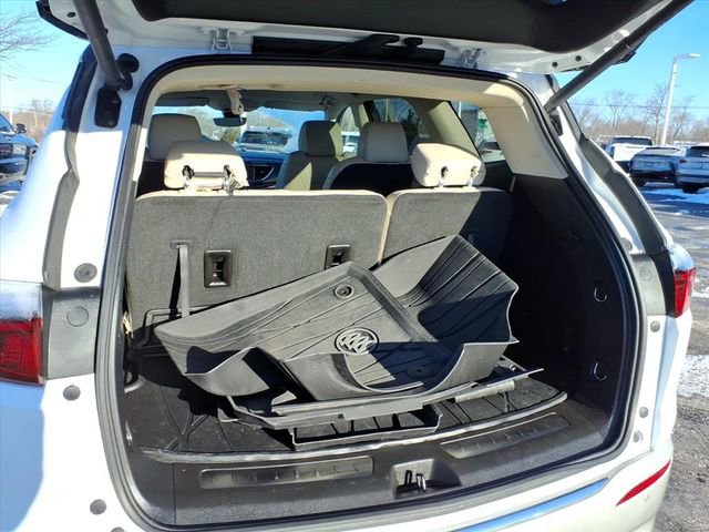 Used 2024 Buick Enclave Essence w/ Technology Package image 23