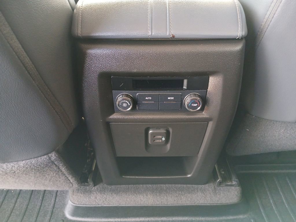 Certified 2020 Chevrolet Traverse LT image 22