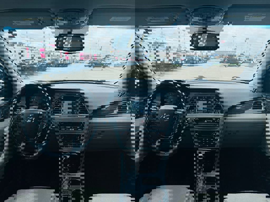 Used 2015 Hyundai Sonata Limited w/ Option Group 05 image 28