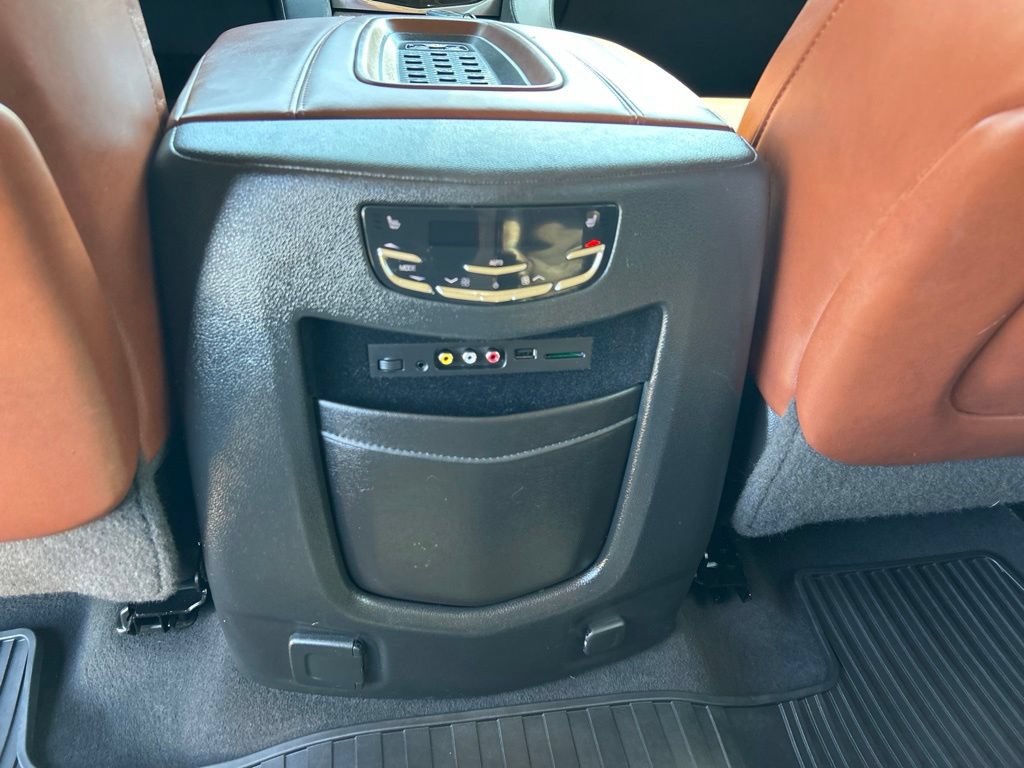 Used 2015 Cadillac Escalade ESV Premium AWD/4WD image 35