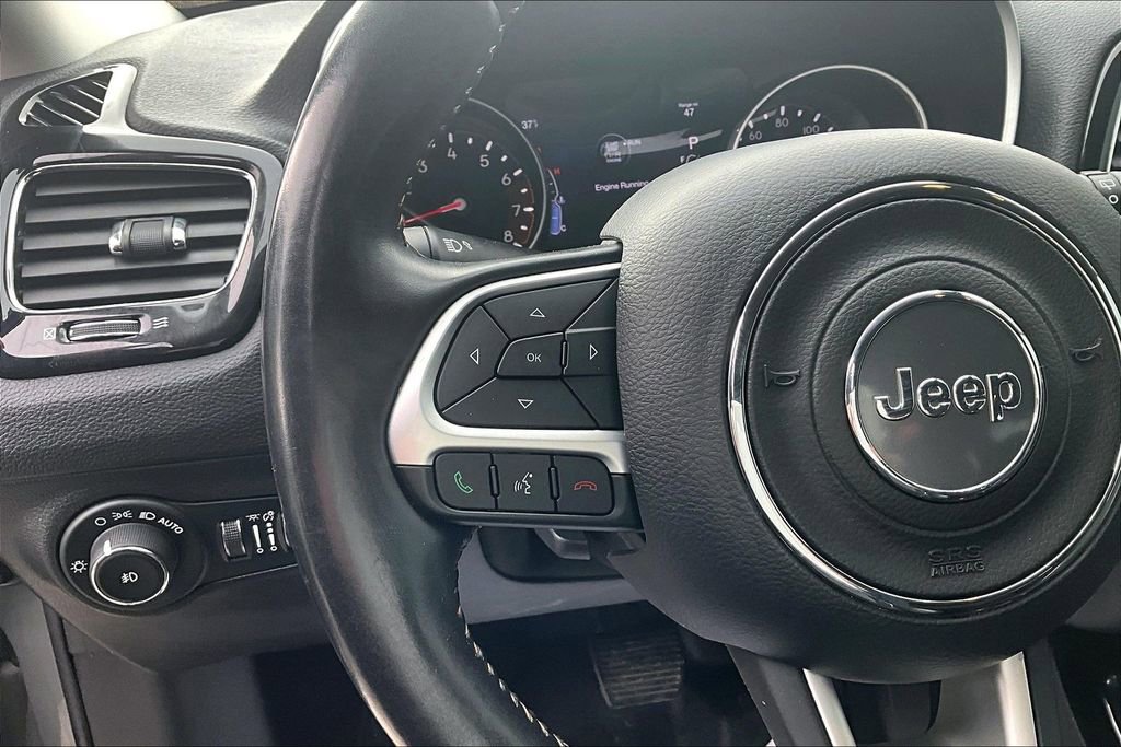 Used 2020 Jeep Compass Limited image 16