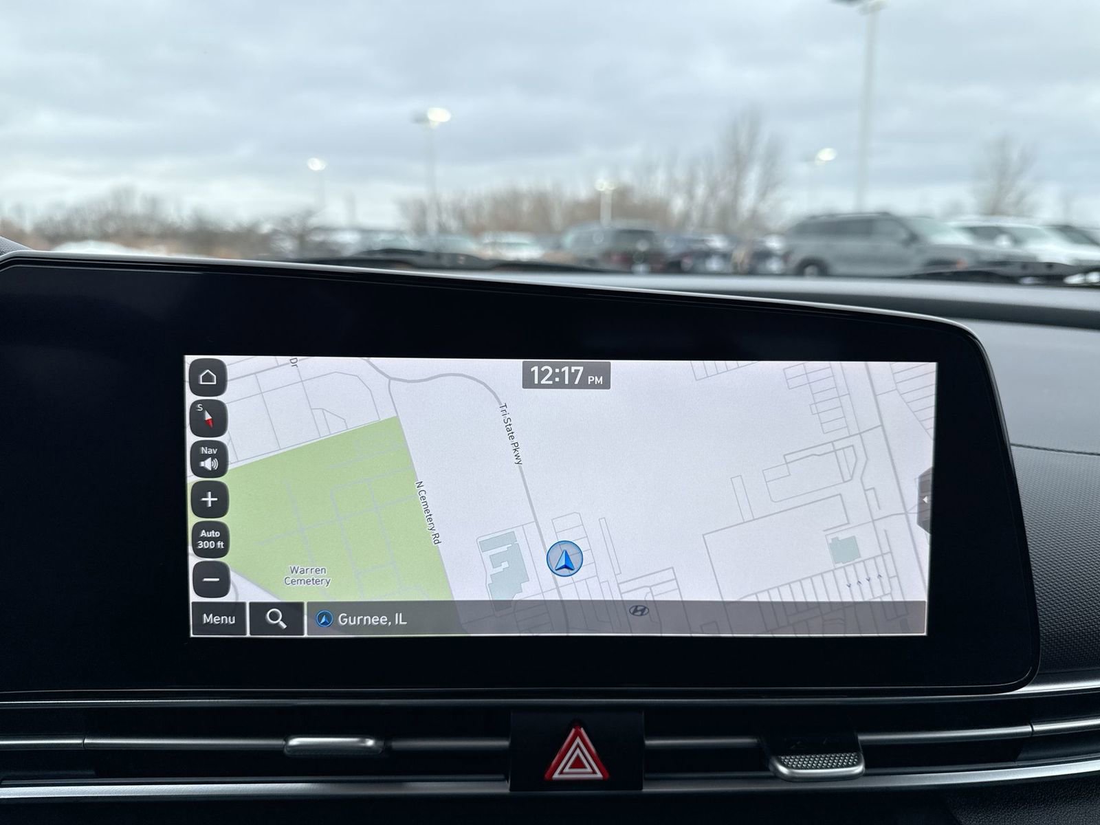 Used 2023 Hyundai Elantra Limited w/ Preferred Accessory Package image 19