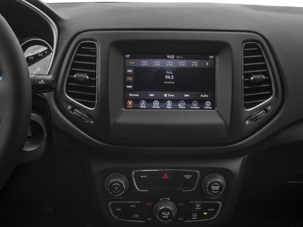 Used 2017 Jeep Compass Limited AWD/4WD image 7