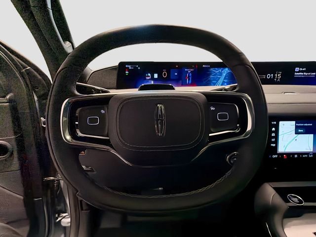 Used 2025 Lincoln Navigator Reserve w/ Jet Appearance Package image 10