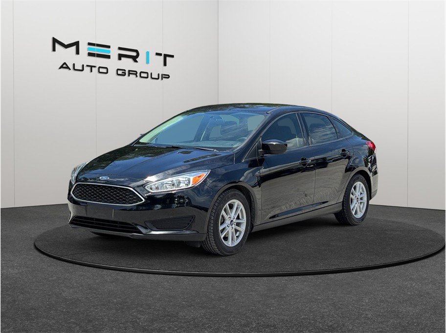 Used 2018 Ford Focus SE FWD image 4